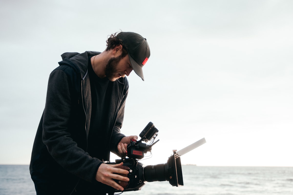 Who Should NOT Use Canva AI — Canva AI review