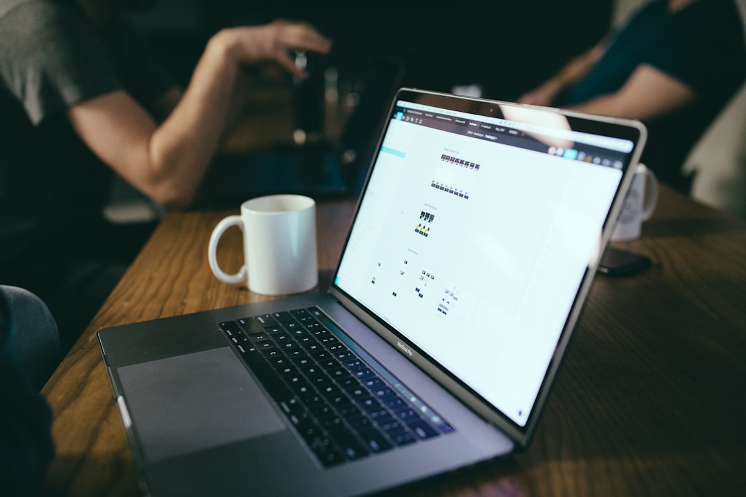 Rytr vs Writesonic — Both tools can write a blog post in under a minute. The question is which one fits you. — Rytr vs W